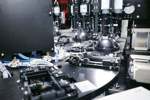 一機(jī)頂40人工作量，凌云光富聯(lián)發(fā)布機(jī)器視覺檢測新品，開啟智能質(zhì)檢新時(shí)代